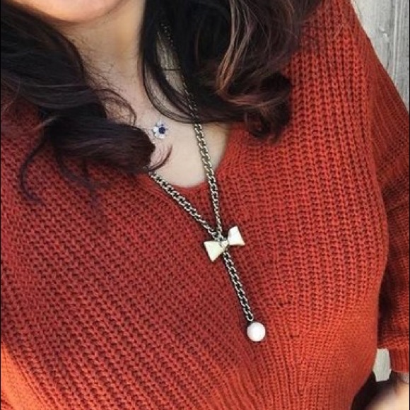 Stella & Dot - The Lady Bow-Lo - Picture 5 of 10